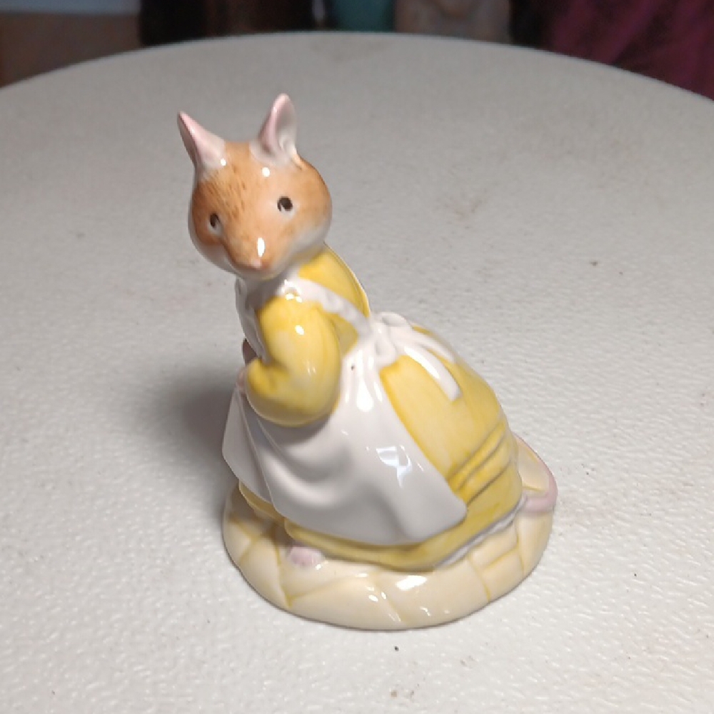 Royal Doulton CATKIN PORCELAIN FIGURINE ~ BRAMBLY HEDGE 1985
